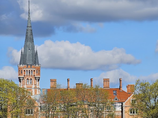 Lentvaris Manor 2