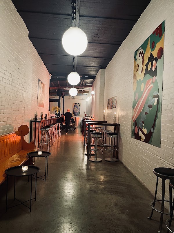 Oranj • Restaurant, Wine Bar & Cafe 2