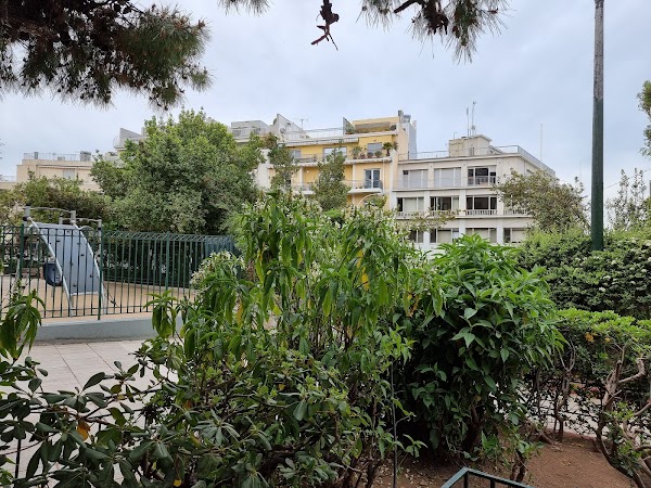 Dexameni Square