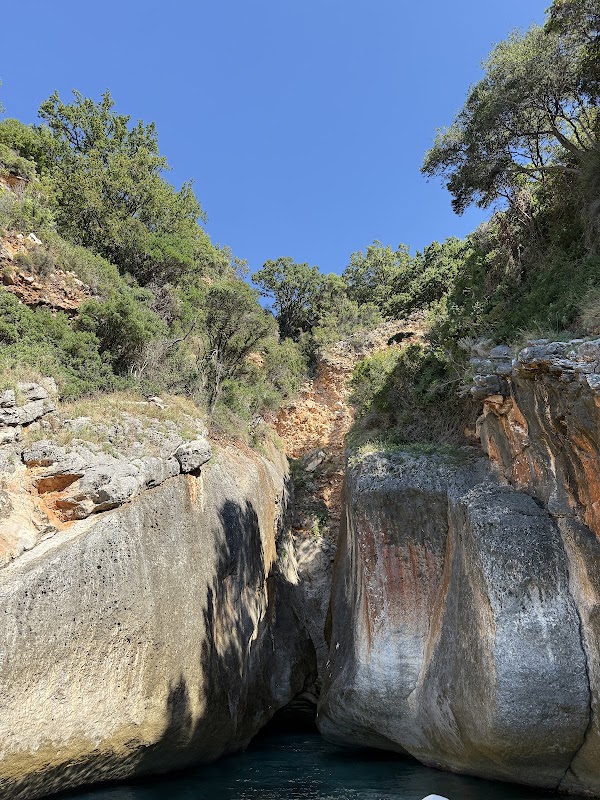 Thunder cave