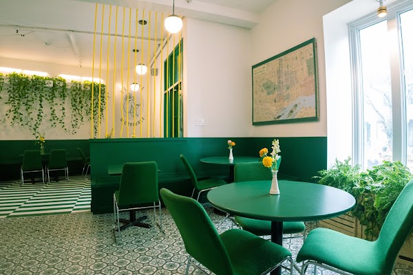 Le Café Big Trouble