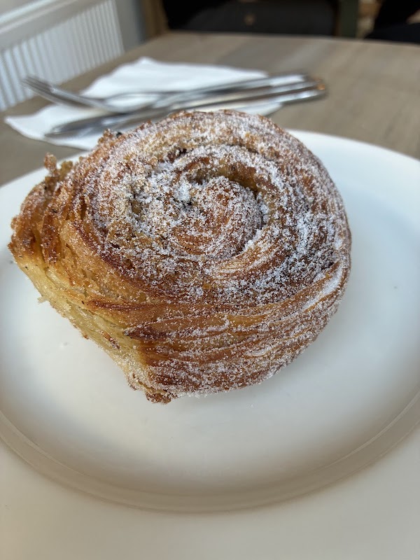Pomme Bakery 4