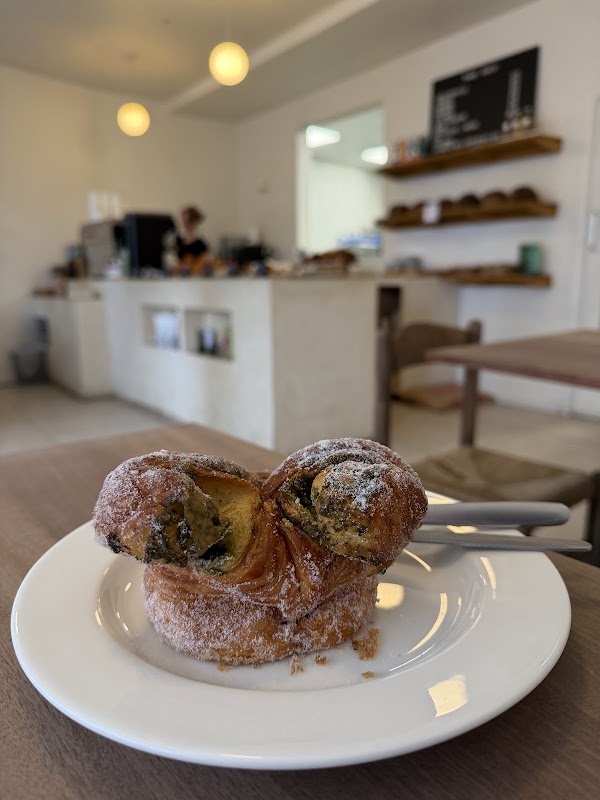 Pomme Bakery 2