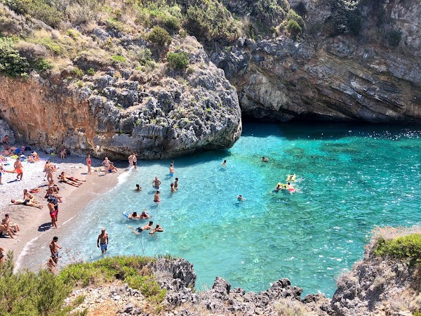 Cala Bianca Spiaggia