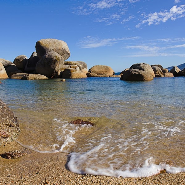 Sandy Cove/Cosy Bay