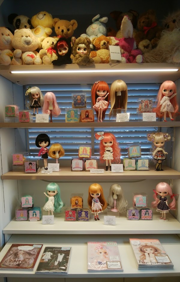 Junie Moon（ジュニームーン） 2