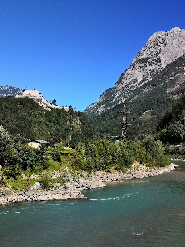 Werfen 4