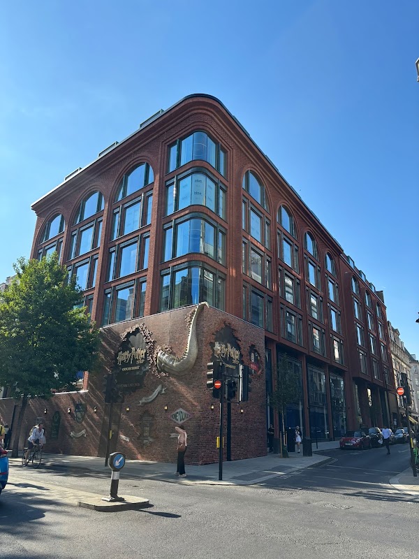 The Ribbon, 134 Oxford Street