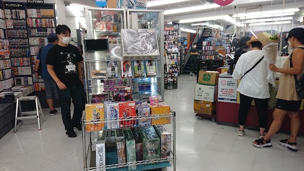 BOOKOFF JR Kamata eki Higashiguchi Store 4