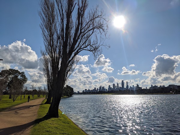 Albert Park Lake 4