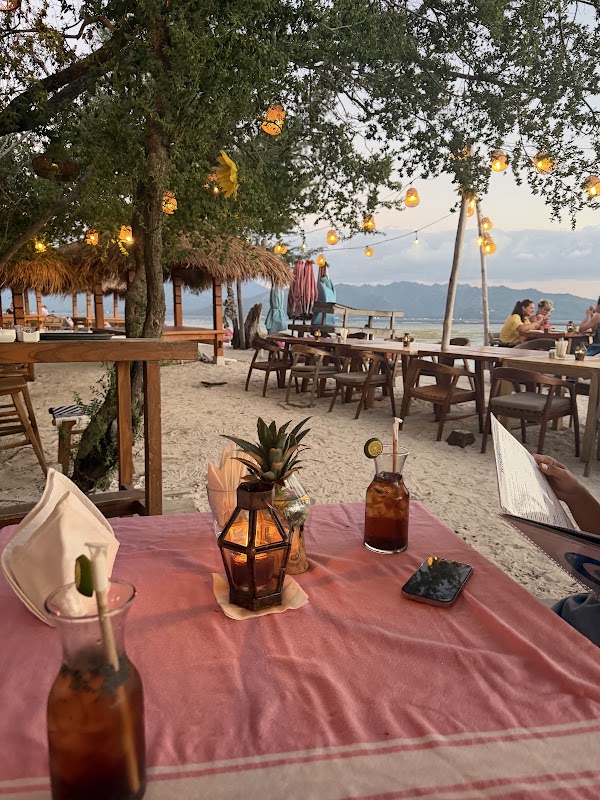 Sidibou Bar & Restaurant 1