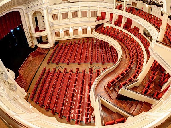 Ho Chi Minh City Opera House 5