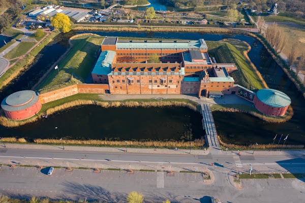 Slottsträdgården 4