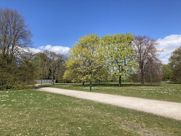 Slottsträdgården 3
