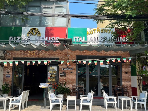 Pizza House