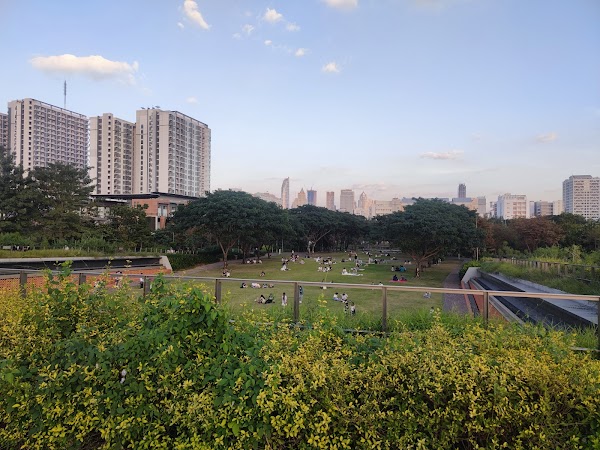 Chulalongkorn University Centenary Park