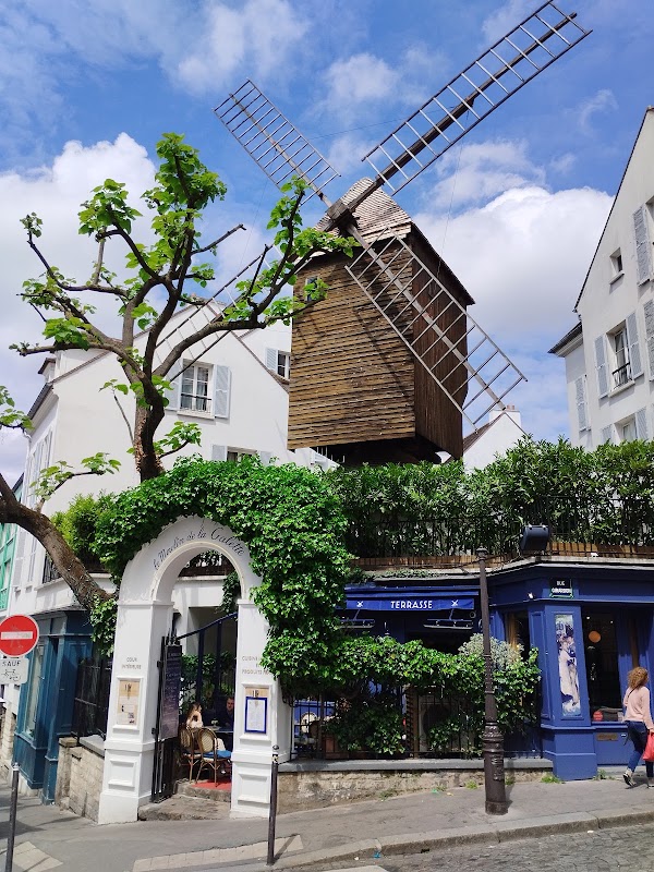 Rue Lepic 2