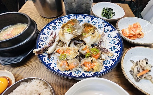 Jeju Dongmun Soy Sauce Crab 제주동문간장게장 5