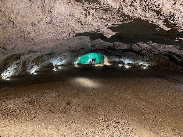 Pradis Cave