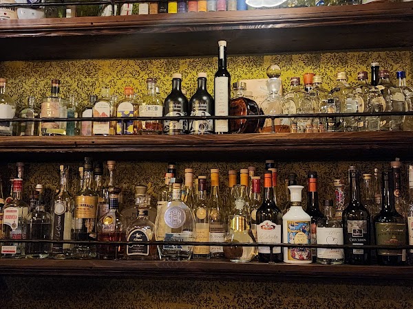Bar B&F 1