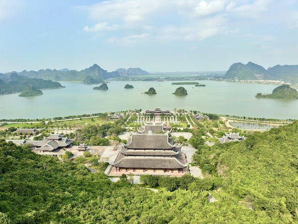 Vietnam must visit 2026 97