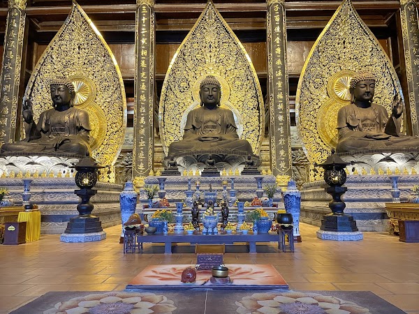 Tam Chuc Pagoda 2
