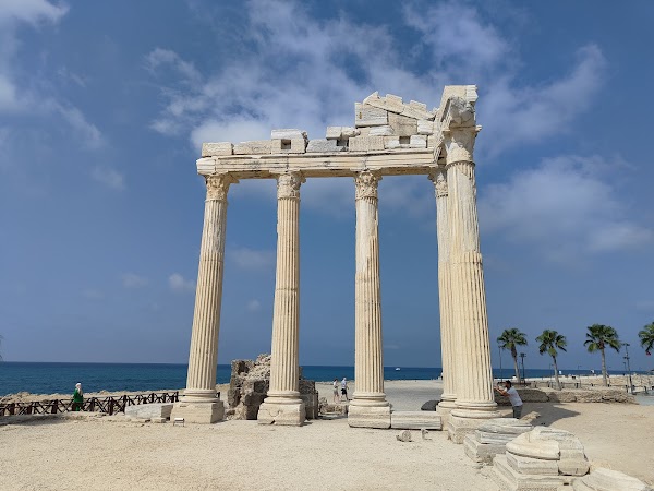 Apollon Temple 1