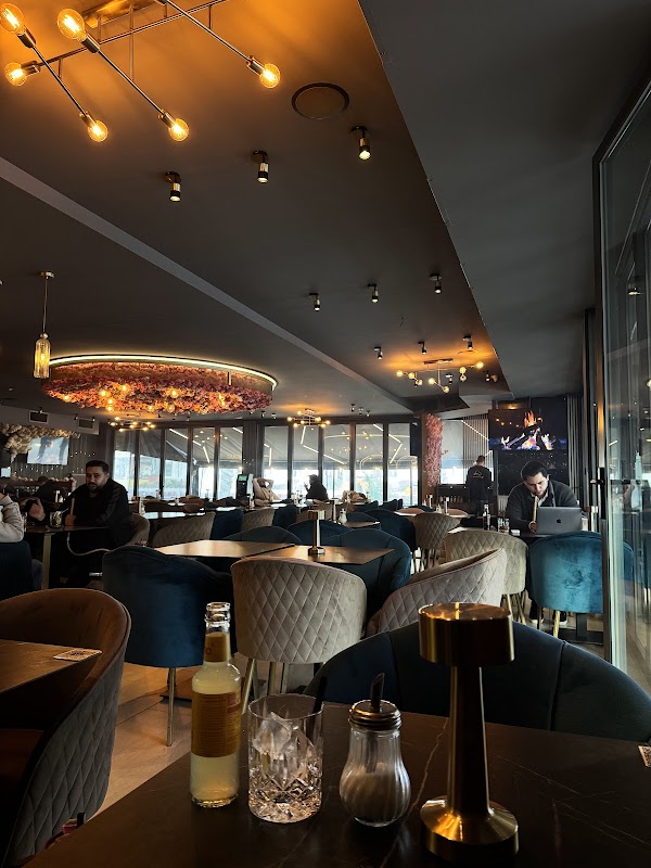 Luna Lounge Hookah&Restaurant 4