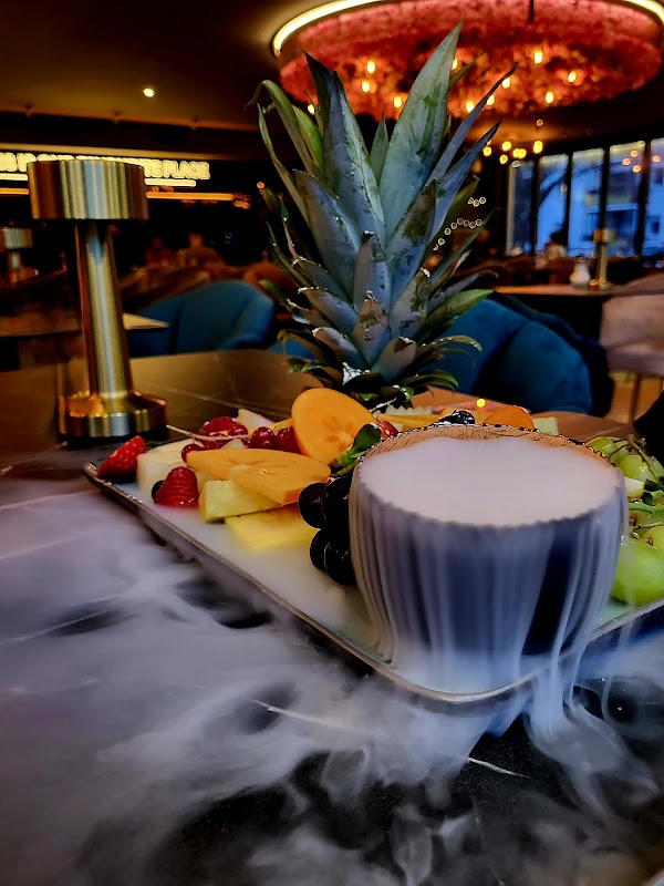 Luna Lounge Hookah&Restaurant 2