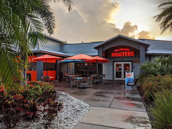Original Hooters