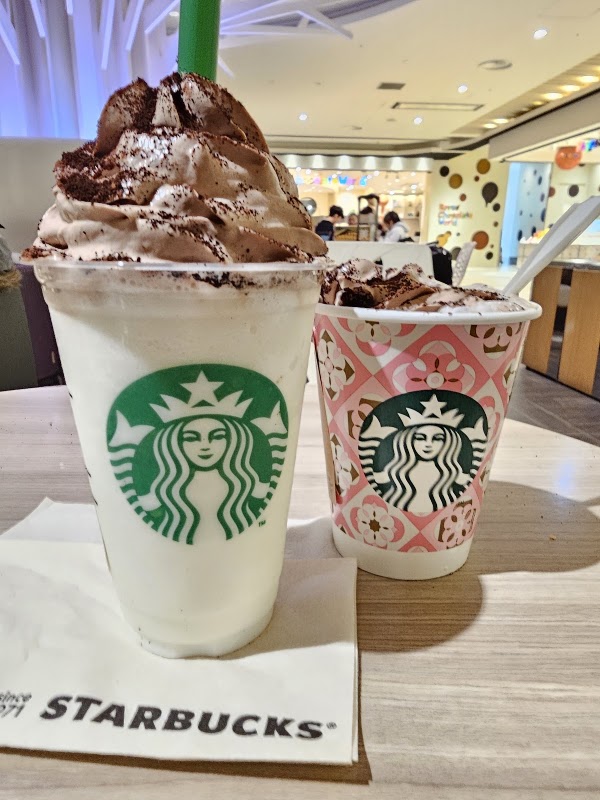 Starbucks Coffee - New Chitose Airport 4