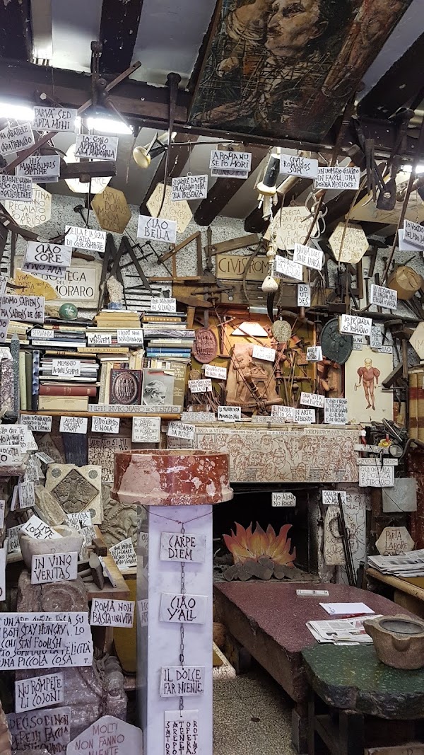 Fontana degli Artisti 4