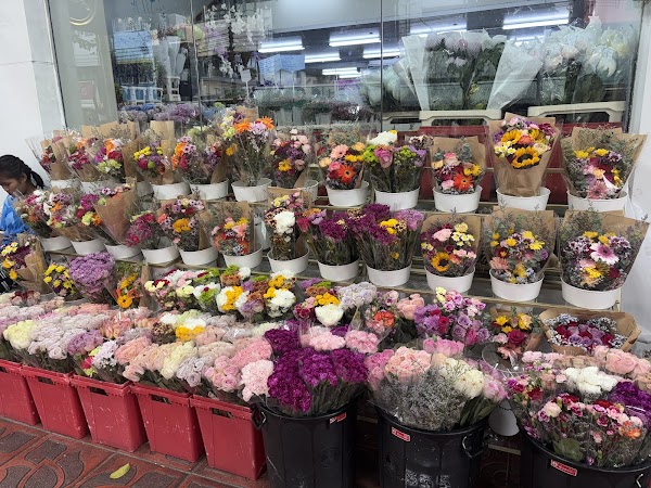 Pak Khlong Talat (Flower Market) 5