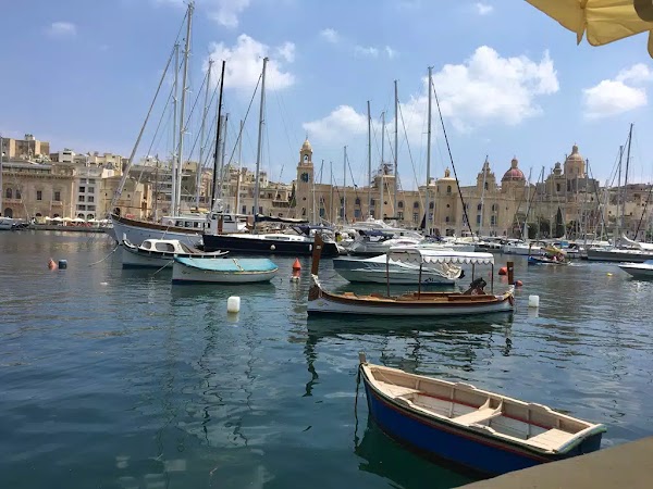 Senglea 4