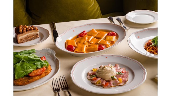 Sant Ambroeus Madison 5