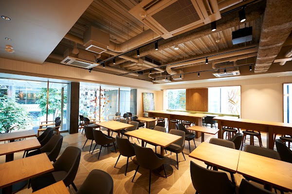 Starbucks Reserve® Store - Ginza Marronnier-dori Street