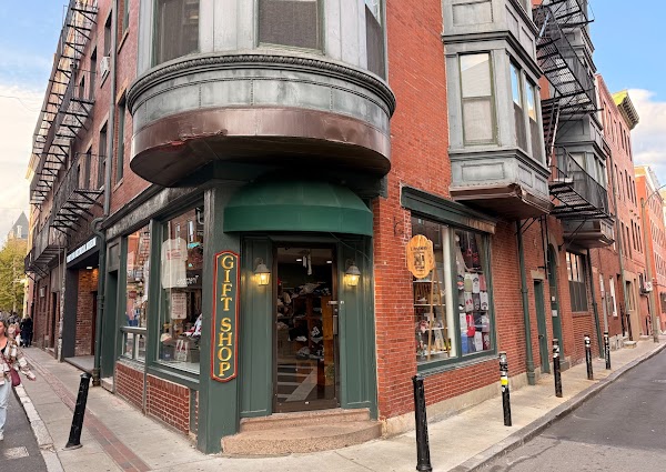 L'Angolino Gift Shop