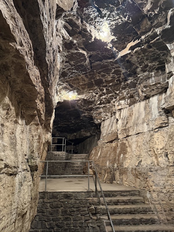 Tyendinaga Caves 4
