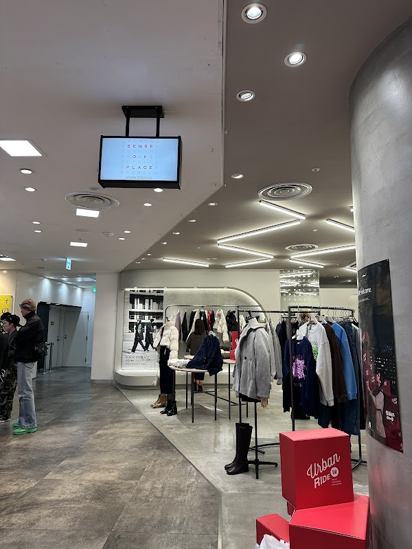 SENSE OF PLACE by URBAN RESEARCH（センスオブプレイスバイ アーバンリサーチ） ラフォーレ原宿店