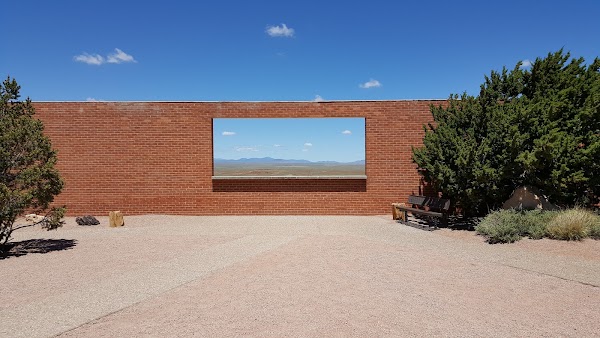 Meteor Crater Natural Landmark 2