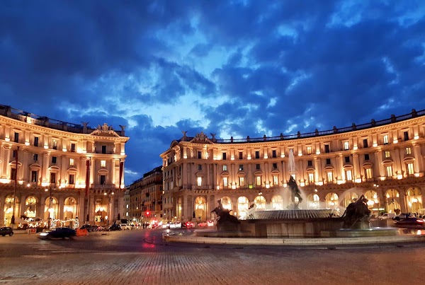 Piazza della Repubblica 5