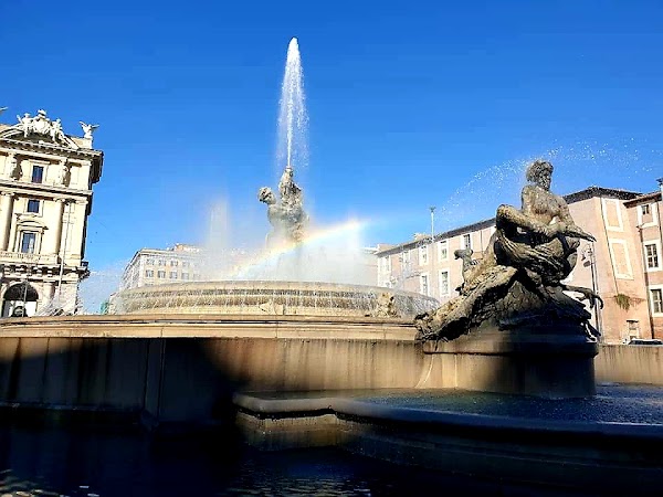 Piazza della Repubblica 3