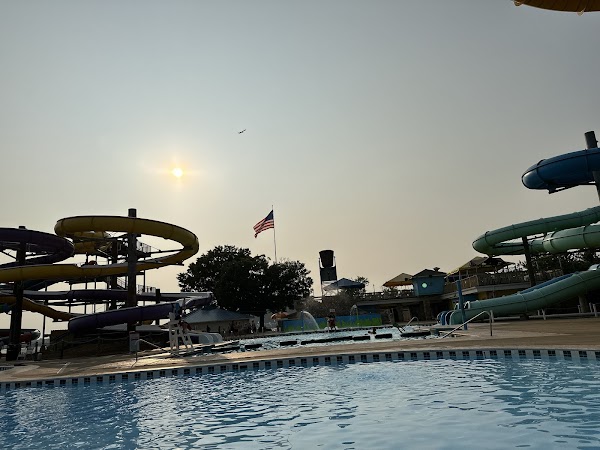 Nashville Shores Lakeside Resort 4