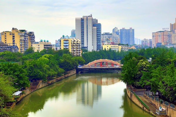 Jinjiang District