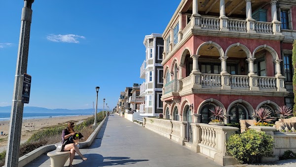 Manhattan Beach 5
