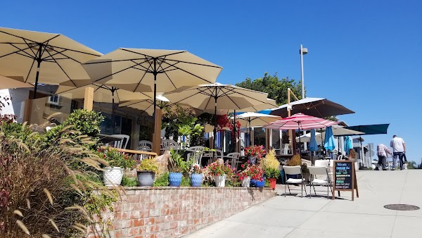 Manhattan Beach 3