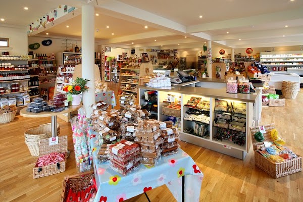 Taymouth Courtyard Shop