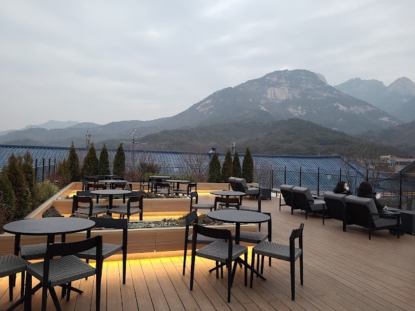 Starbucks Mangwon Hangang Park 1