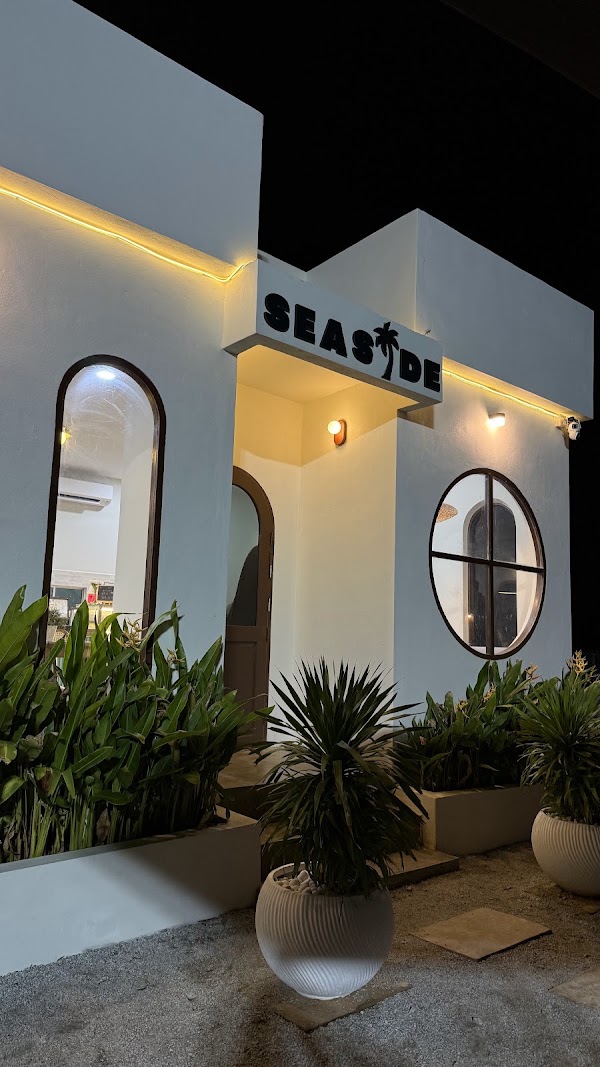 Seaside Cafe Penarik