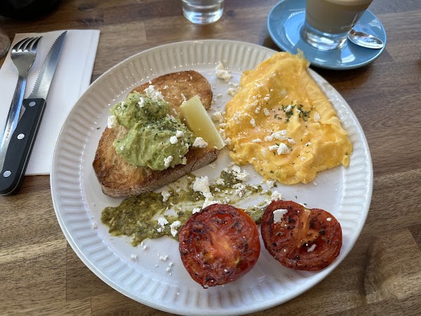 Cambridge Cafe + Brunch Chatswood 3